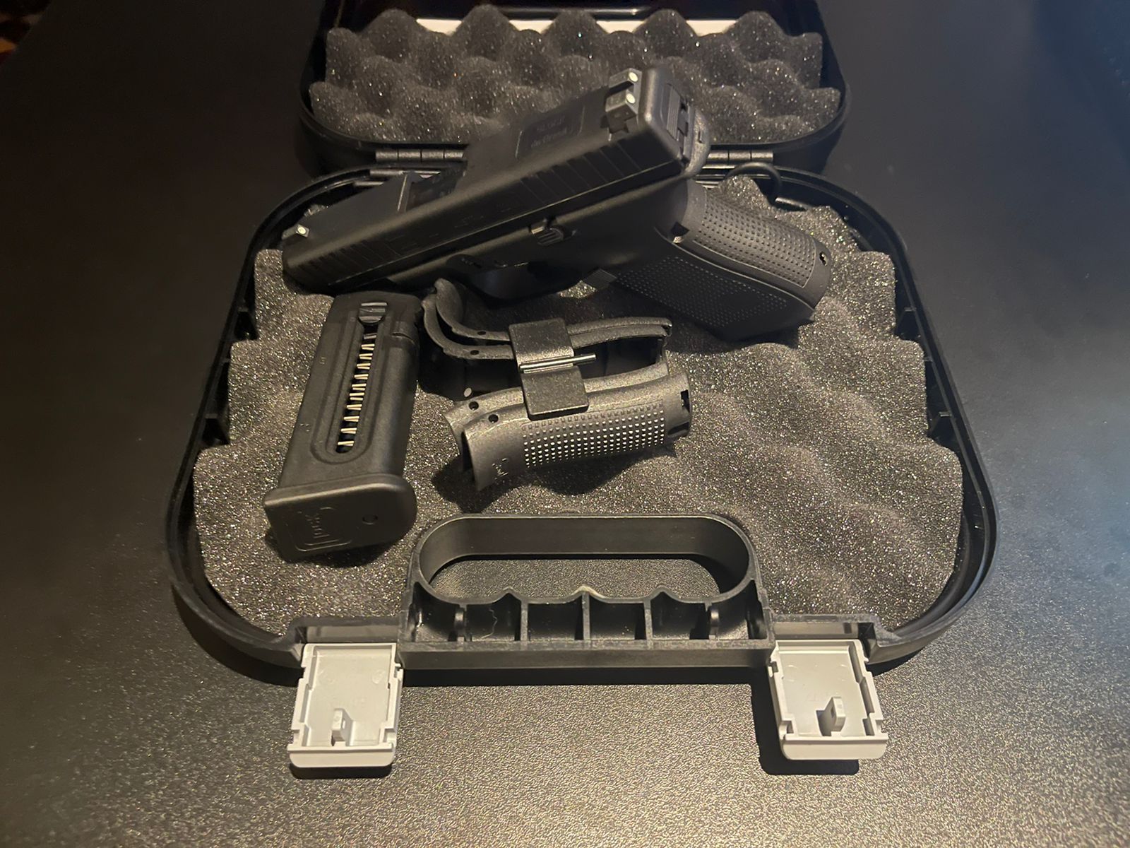Pistola Glock G44